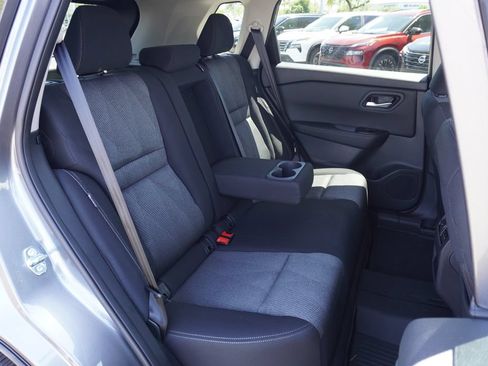 Used 2026 Nissan Rogue SV FWD image 9