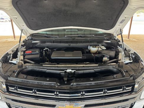 Used 2023 Chevrolet Suburban Premier image 44