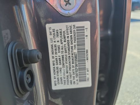 Used 2015 Honda Civic LX image 28