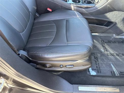 Used 2016 Buick Enclave Leather image 16