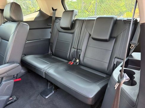Used 2023 Volkswagen Atlas SEL R-Line AWD/4WD image 21