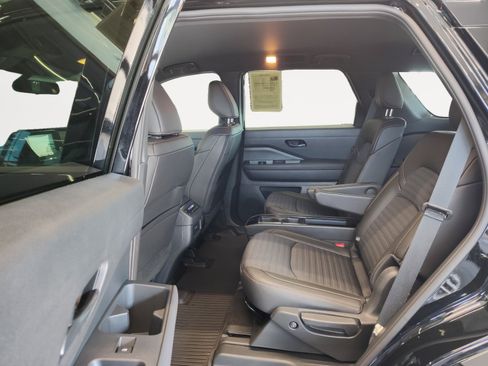 Used 2025 Nissan Pathfinder Rock Creek AWD/4WD image 24