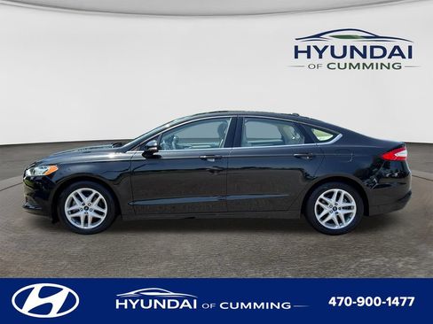 Used 2014 Ford Fusion SE FWD image 4