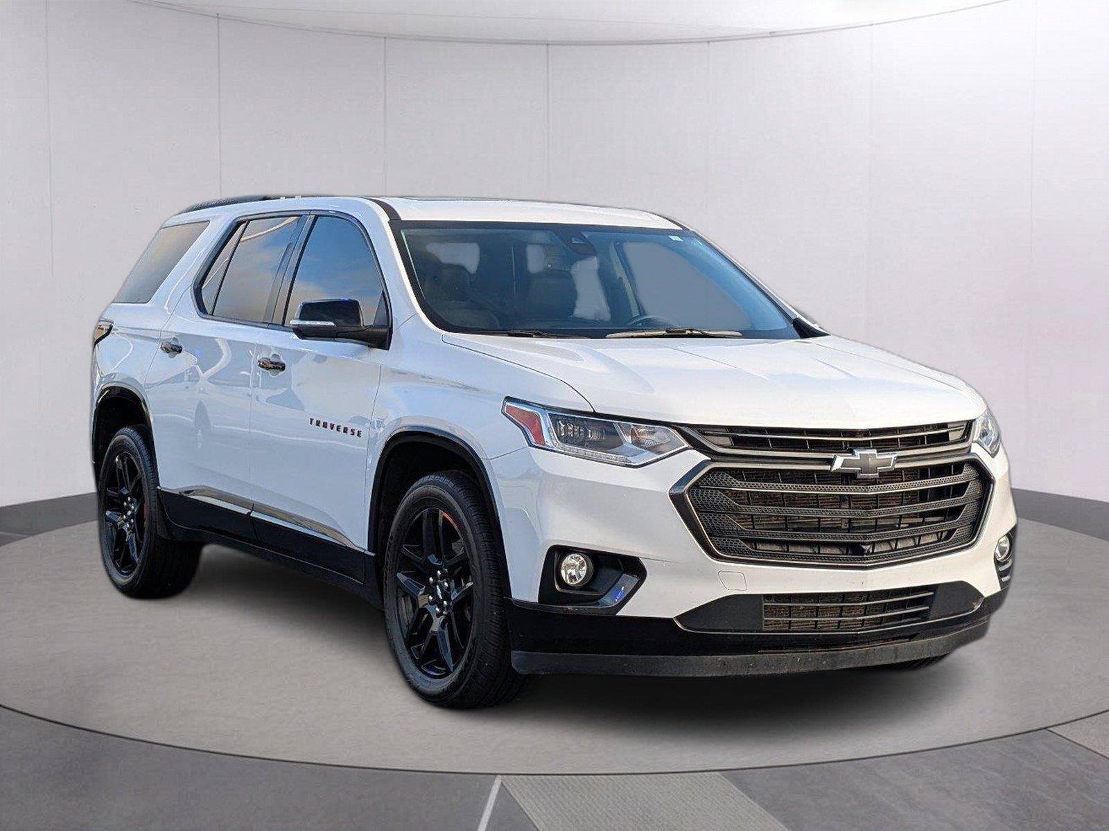 Used 2021 Chevrolet Traverse Premier w/ Redline Edition FWD image 9