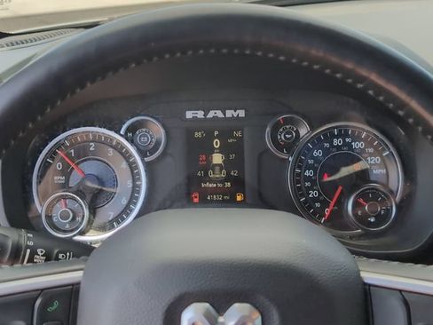 Used 2023 RAM 1500 Big Horn AWD/4WD image 22