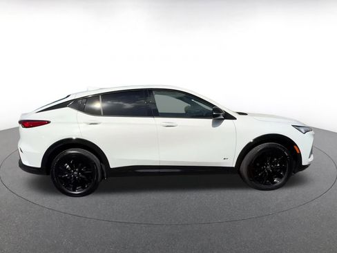 Used 2025 Buick Envista Sport Touring image 14