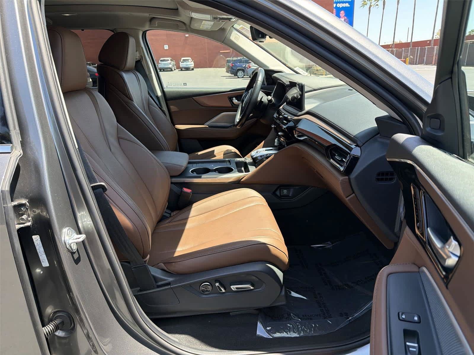 Certified 2025 Acura MDX w/ Technology Package AWD/4WD image 15