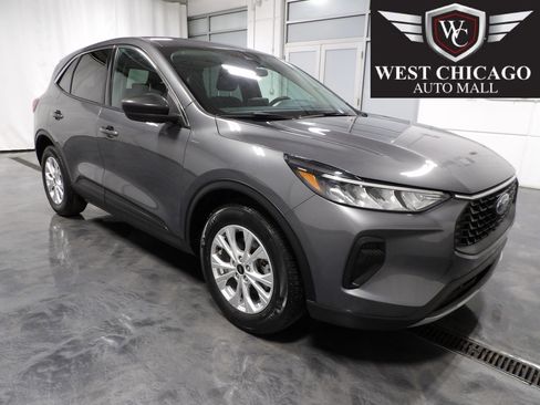 Used 2023 Ford Escape Active FWD image 1