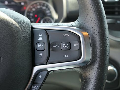 New 2026 RAM 1500 Express AWD/4WD image 14