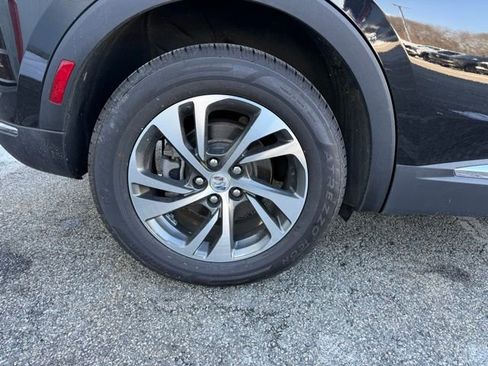 Used 2022 Buick Envision Essence w/ Safety Package image 10