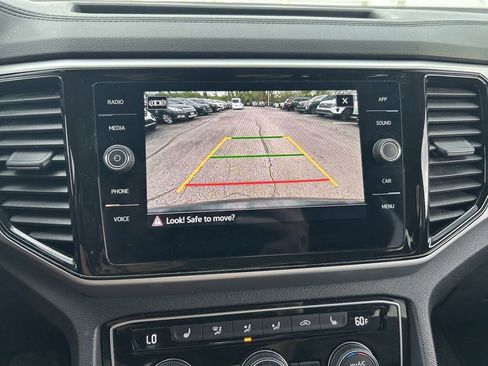 Used 2023 Volkswagen Atlas SE w/ Panoramic Sunroof Package AWD/4WD image 13