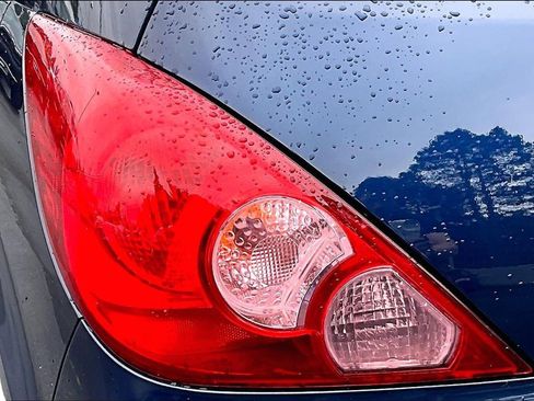Used 2007 Nissan Versa 1.8 S w/ PWR Pkg FWD image 17
