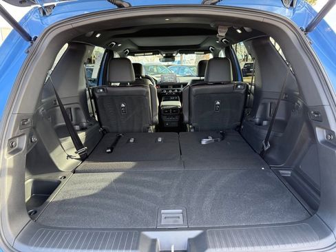 Certified 2025 Honda Pilot TrailSport image 17