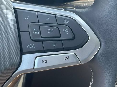 Certified 2026 Volkswagen Atlas SE FWD image 23
