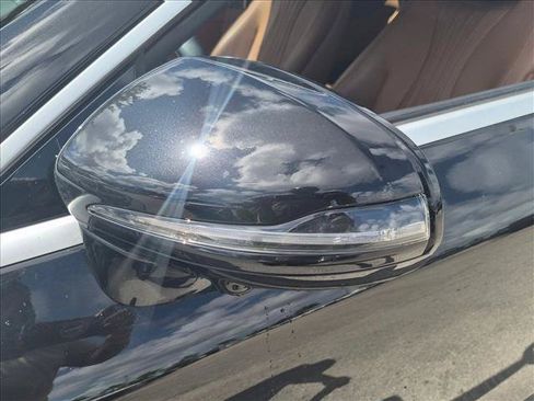 Used 2023 Mercedes-Benz E 450 Cabriolet image 10