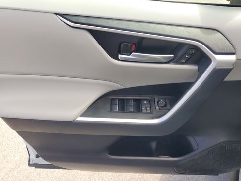 Used 2025 Toyota RAV4 XLE Premium w/ Weather Package image 20