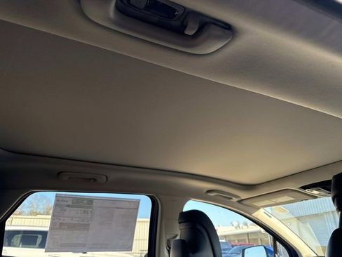 New 2026 Kia Sportage EX w/ EX Panorama Roof Package image 12