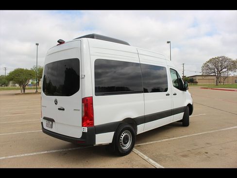 Used 2026 Mercedes-Benz Sprinter 2500 image 4