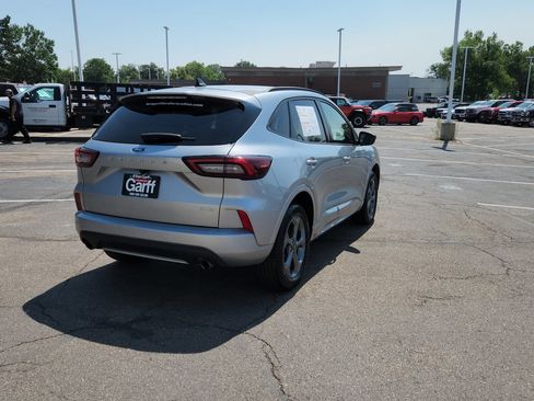Certified 2024 Ford Escape ST-Line AWD/4WD image 9