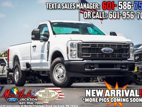 Used 2024 Ford F250 XL image 1