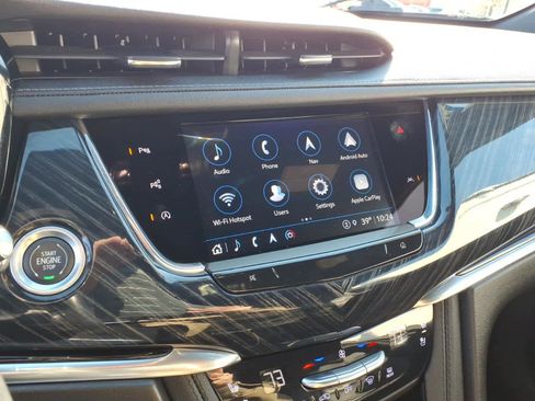 Used 2023 Cadillac XT6 Premium Luxury w/ Technology Package image 5