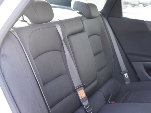 Used 2024 Chevrolet Malibu LT image 17