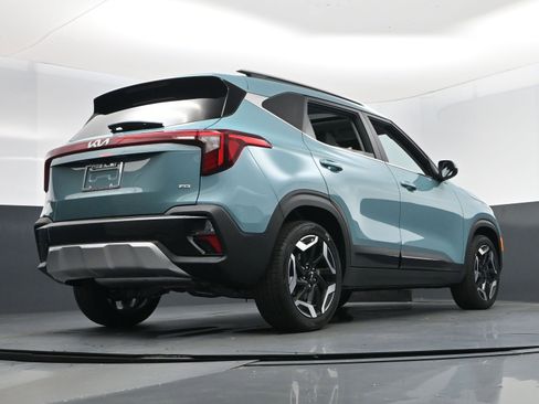 New 2026 Kia Seltos SX w/ SX Sunroof Package image 14