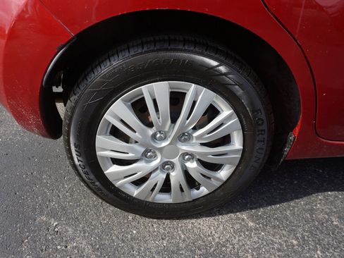 Used 2015 Nissan Versa Note SV image 23