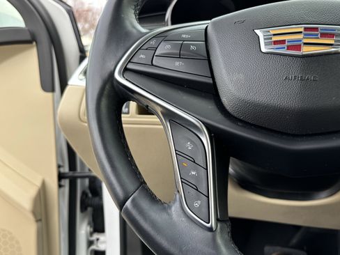 Used 2018 Cadillac XT5 Premium Luxury image 19