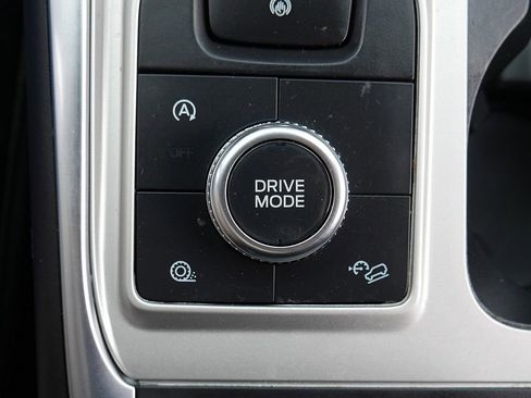 Used 2023 Ford Explorer XLT w/ Equipment Group 202A image 48