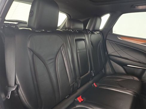 Used 2018 Lincoln MKC Reserve image 33