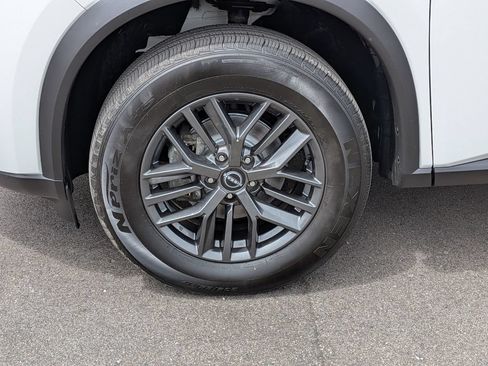 Certified 2023 Nissan Rogue S FWD image 10