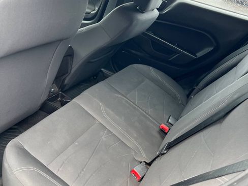 Used 2014 Ford Fiesta SE FWD image 23