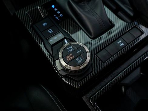 Used 2024 Toyota Tacoma TRD Off-Road image 50