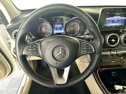 Used 2018 Mercedes-Benz GLC 300 image 11
