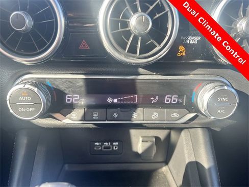 Used 2020 Nissan Sentra SR w/ Electronics Package image 7