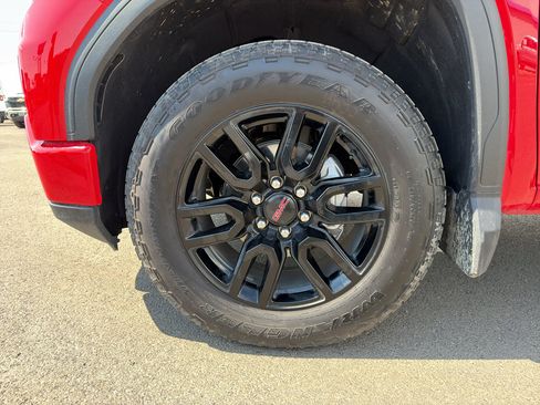 Used 2025 GMC Sierra 1500 Elevation w/ Elevation Premium Package AWD/4WD image 20