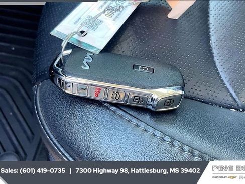 Used 2022 Kia Sorento SX image 9