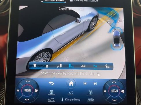 Certified 2022 Mercedes-Benz SL 63 AMG 4MATIC image 24