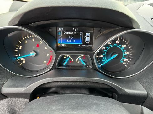 Used 2016 Ford Escape SE image 19