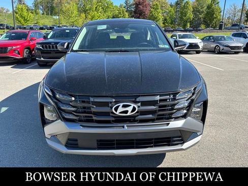 Certified 2025 Hyundai Tucson SE AWD/4WD image 7