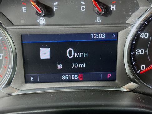 Used 2023 GMC Acadia SLT image 16