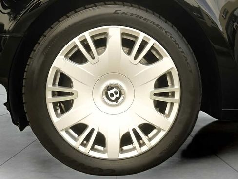 Used 2017 Bentley Mulsanne image 19