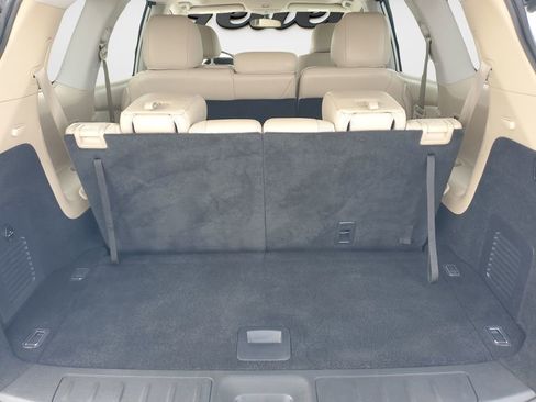 Used 2019 Nissan Pathfinder Platinum FWD image 9