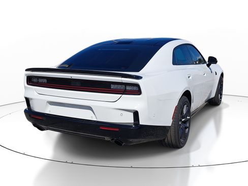 Used 2026 Dodge Charger Scat Pack AWD/4WD image 5
