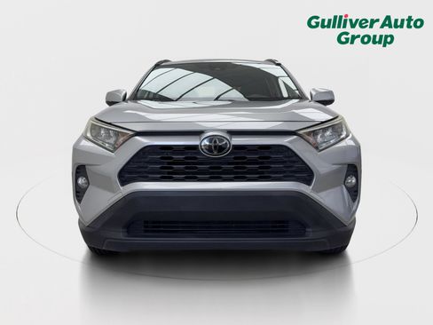 Used 2019 Toyota RAV4 XLE FWD image 14