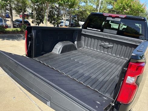 New 2025 Chevrolet Silverado 1500 High Country image 6