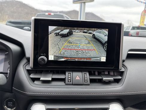 Used 2023 Toyota RAV4 XLE Premium image 27