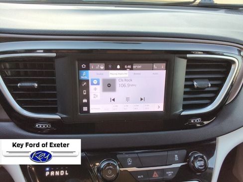 Used 2023 Chrysler Voyager LX FWD image 47