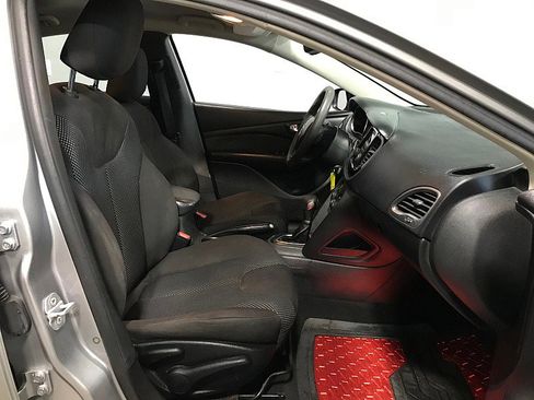 Used 2015 Dodge Dart SE w/ Convenience Group image 14